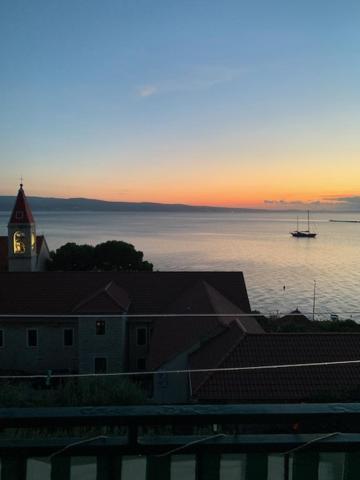 Sea View Panorama Apartment L Omis Ngoại thất bức ảnh